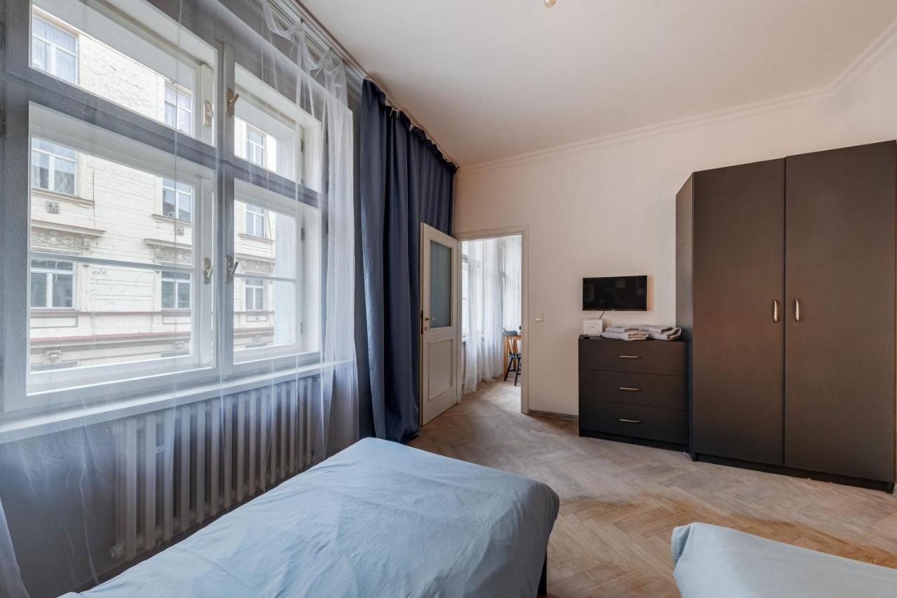 Vita Nejedleho Apartments Prague Exterior photo